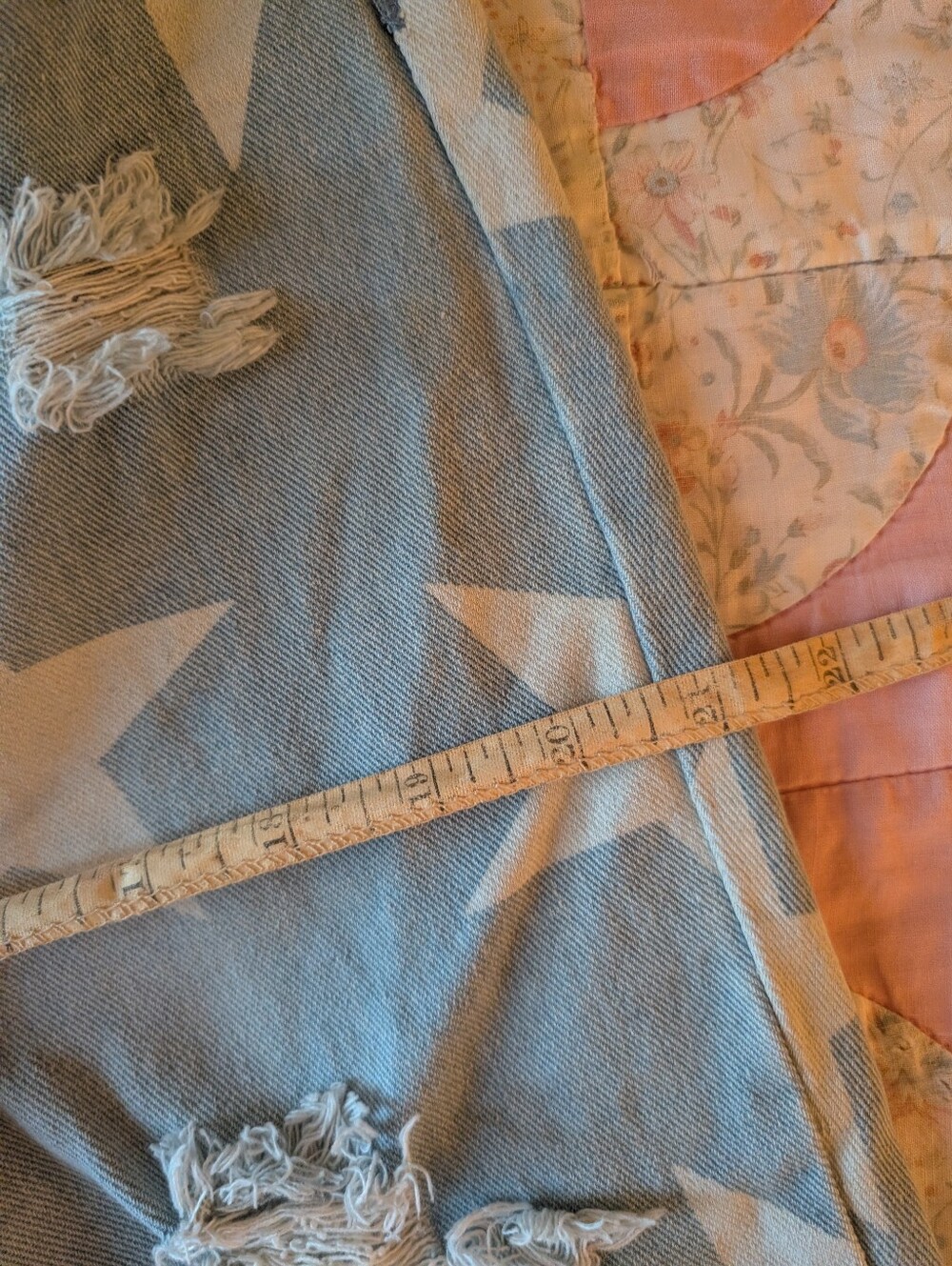Stars & distressed jeans, soft denim w stars, size large - Picture 8 of 9